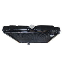 MITSUBISHI RADIATOR - 4D34/6D16 (1992-1999) 24-3/4" x 24-1/4" x 2-3/8"