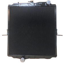 MITSUBISHI RADIATOR - FUSO 4D34 (1992-1999) 24-3/4" x 24-1/4" x 2-3/8"